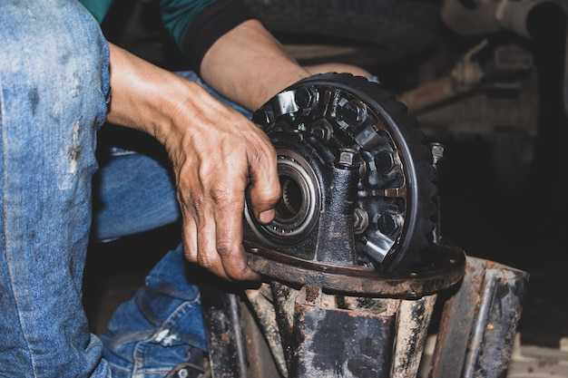 Снятие панели и доступ к моторчику