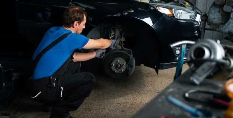 Фольксваген Поло — причины гремящей задней подвески и способы устранения