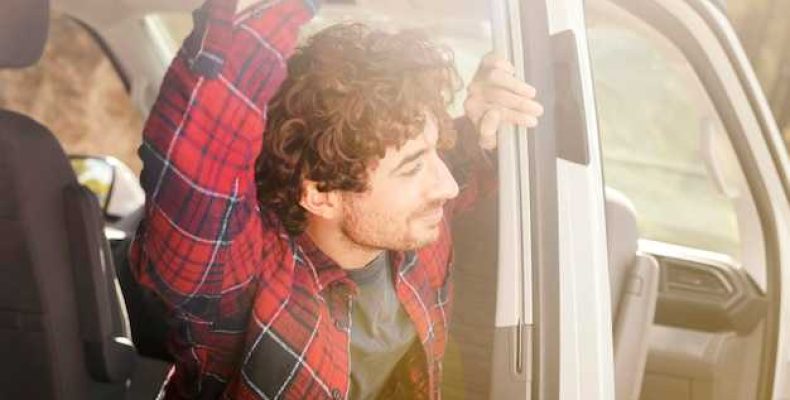 Как открыть капот на Газели — простые шаги и советы