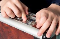 Как разобрать разъем магнитолы — пошаговое руководство и советы