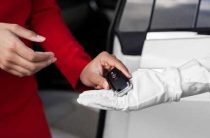 Как снять 5 дверь на Лачетти хэтчбек – Пошаговая инструкция и полезные советы