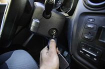 Как снять ручку КПП Рено Меган 2 — Пошаговая инструкция для автовладельцев