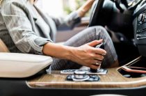 Как заменить кнопку стеклоподъемника — пошаговая инструкция для автолюбителей