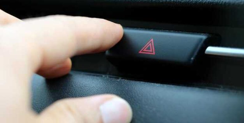 Почему не реагируют кнопки на магнитоле Ниссан Террано — Причины и решения