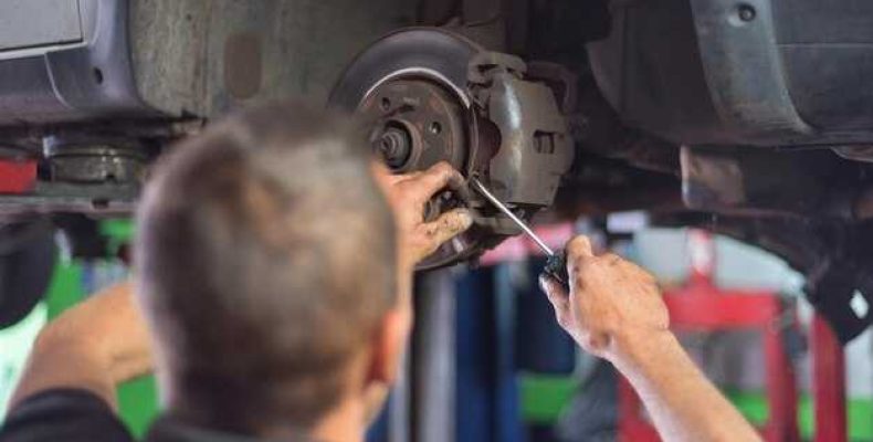 Регулировка колодок на Мерседес 814 — Полное руководство по обслуживанию