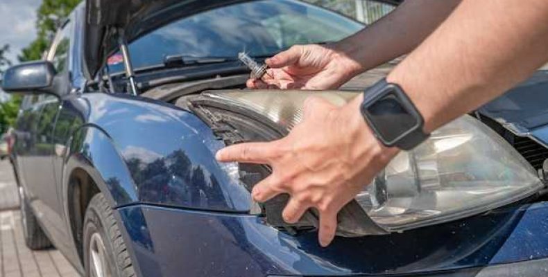 Снятие поводка стеклоочистителя Лада Гранта 1 поколения — пошаговая инструкция