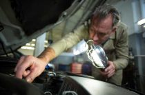 Стекло фары Toyota — Как выбрать, заменить и продлить срок службы